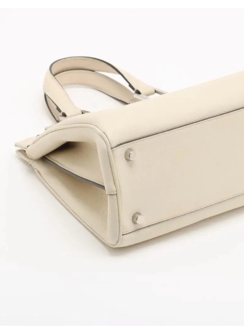 Gucci Zumi Cream Leather bag with Gold-Tone Horsebit - Picture 6 of 15